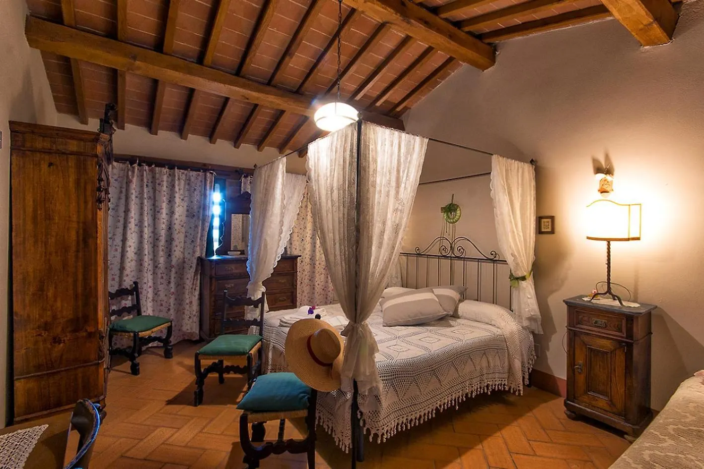 Agriturismo Le Sorbelle D'Orcia Con Piscina Pienza Farm stay