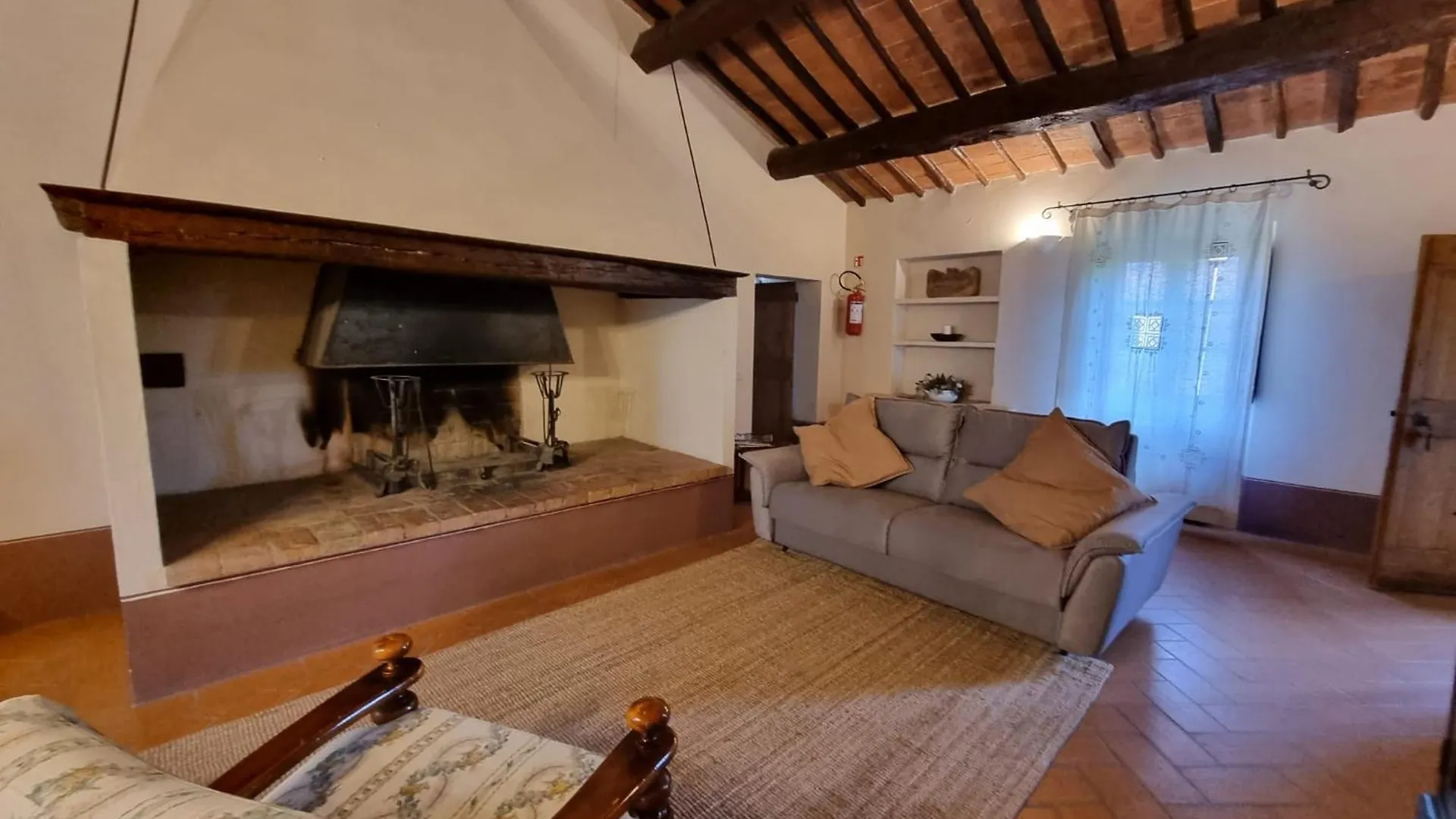 Agriturismo Le Sorbelle D'Orcia Con Piscina Pienza Farm stay