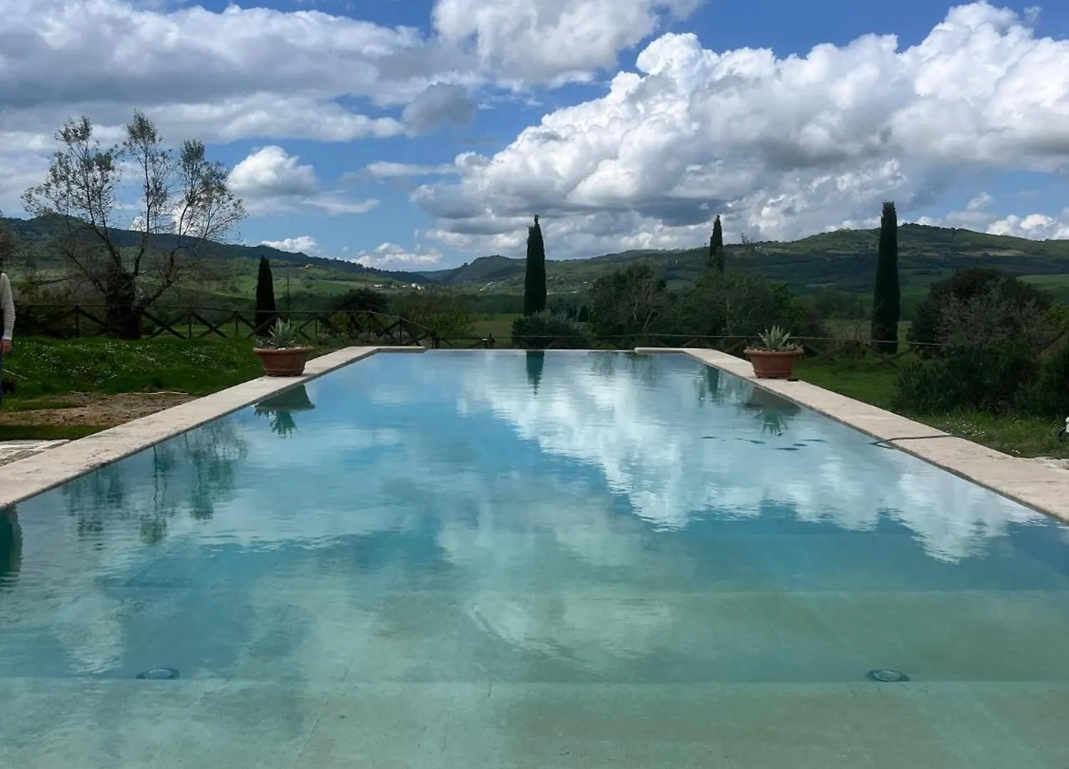 Agriturismo Le Sorbelle D'Orcia Con Piscina Pienza