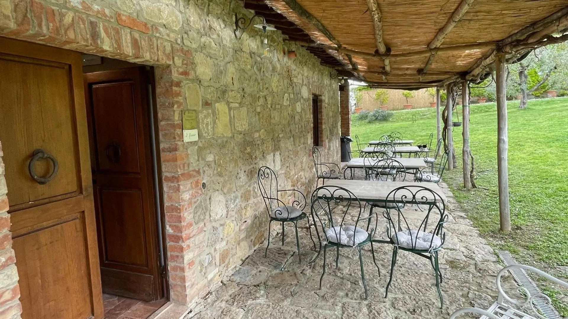 Farm stay Agriturismo Le Sorbelle D'Orcia Con Piscina Pienza Italy