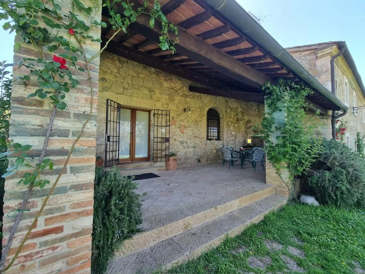 Agriturismo Le Sorbelle D'Orcia Con Piscina 皮恩扎