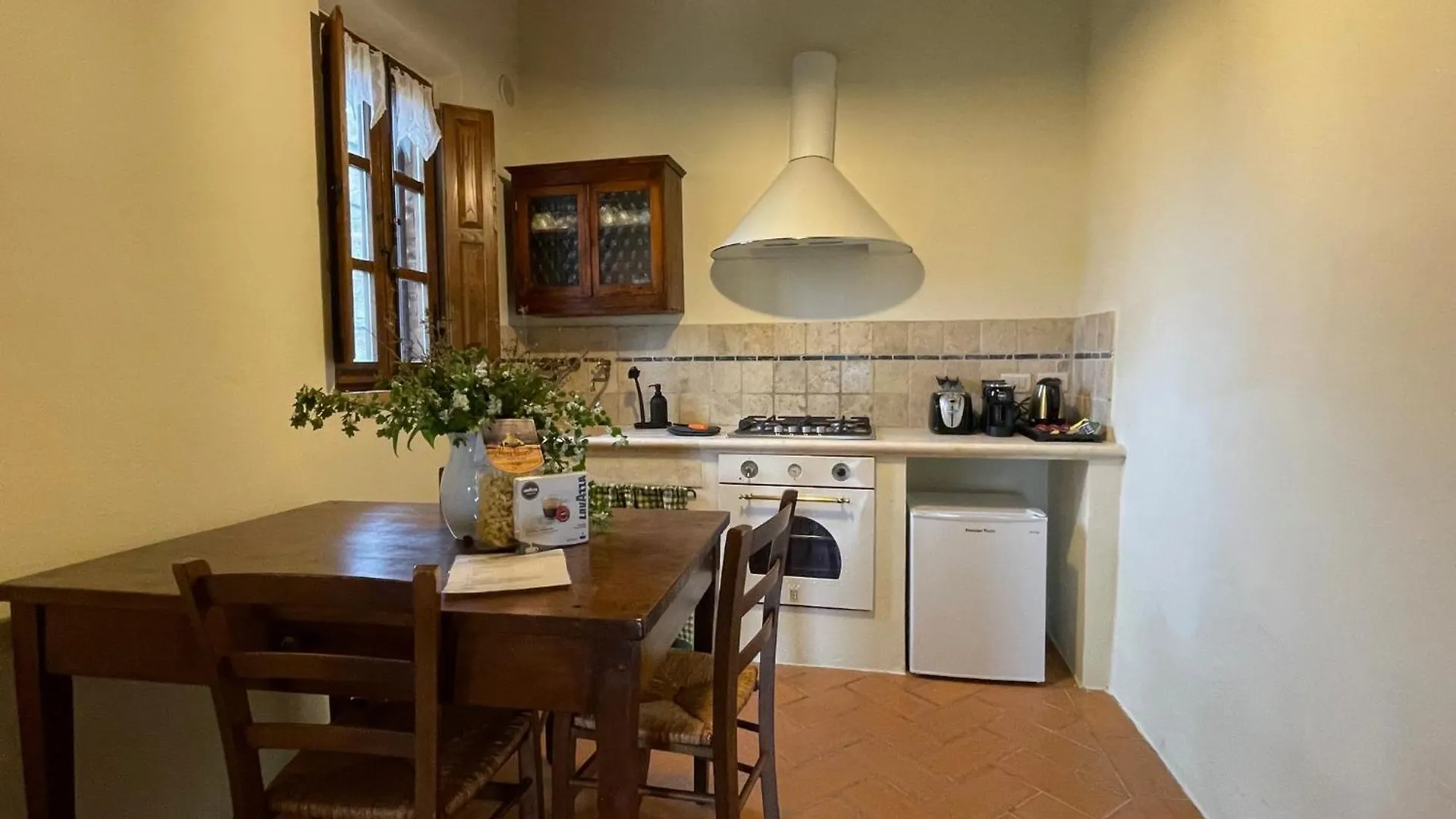 Agriturismo Le Sorbelle D'Orcia Con Piscina 皮恩扎 0*,