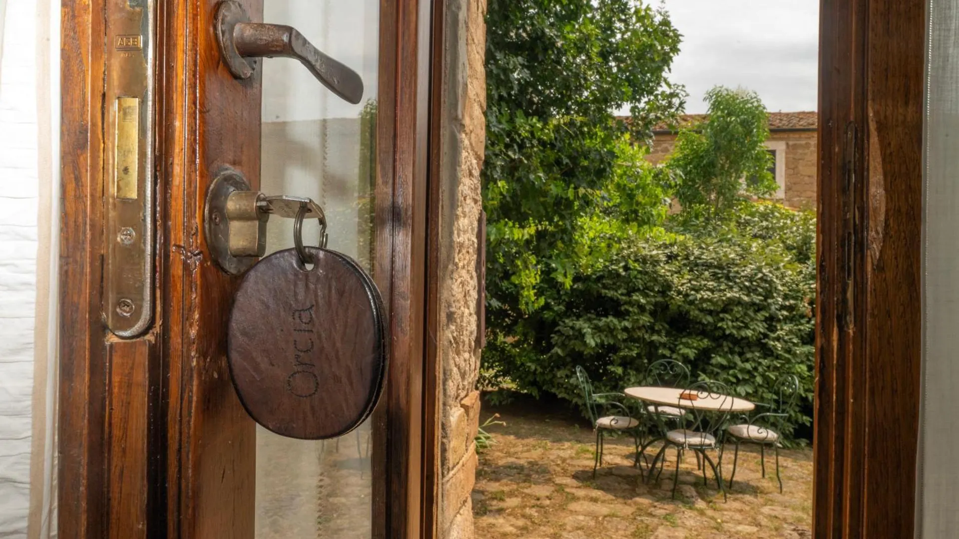 Agriturismo Le Sorbelle D'Orcia Con Piscina 皮恩扎 农家乐