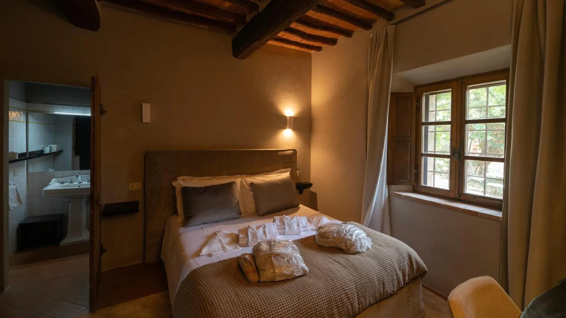 Agriturismo Le Sorbelle D'Orcia Con Piscina 皮恩扎 意大利